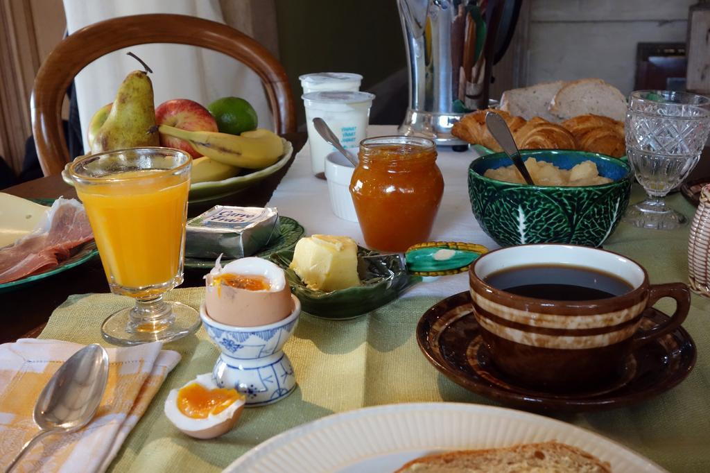 La Passiflore Bed & Breakfast Bossiere